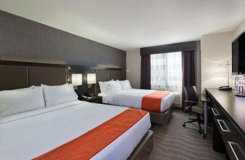 Fairfield Inn & Suites By Marriott New York Staten Island Bagian luar foto